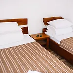 гук готельно-ресторанний комплекс *