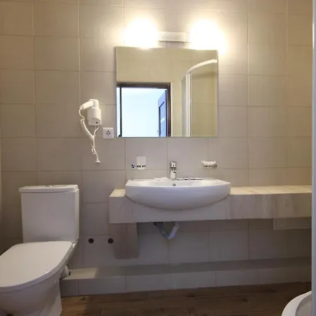 гук ресторанно-готельний комплекс Hotel *