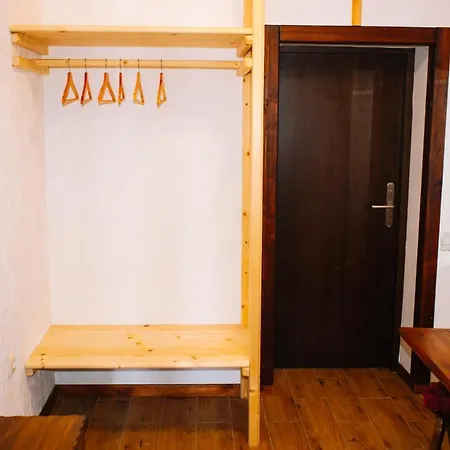 Hotel гук готельно-ресторанний комплекс *