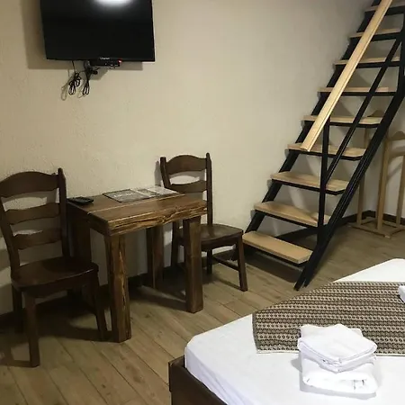 гук ресторанно-готельний комплекс *