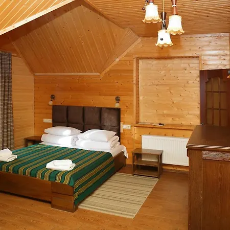 гук готельно-ресторанний комплекс *