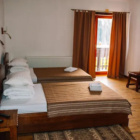 гук готельно-ресторанний комплекс *