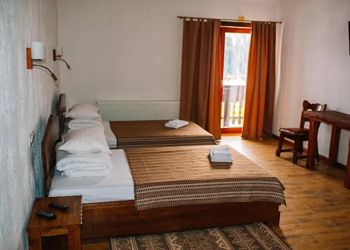 гук готельно-ресторанний комплекс *