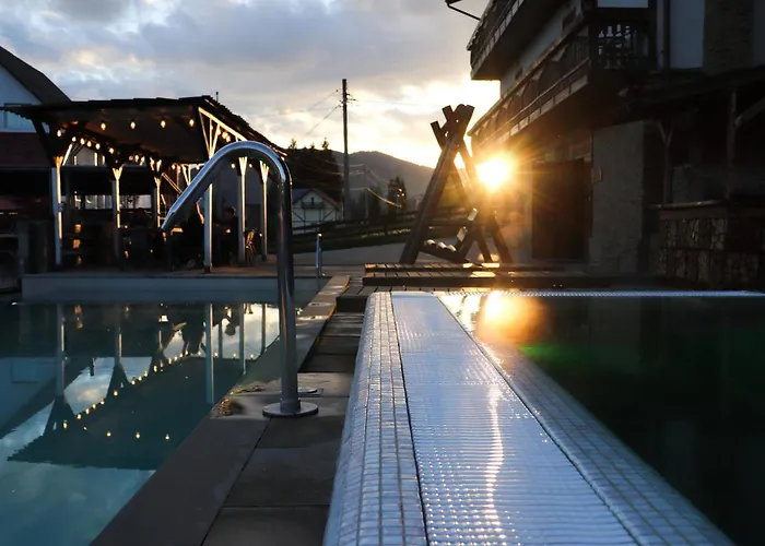 Отель гук готельно-ресторанний комплекс