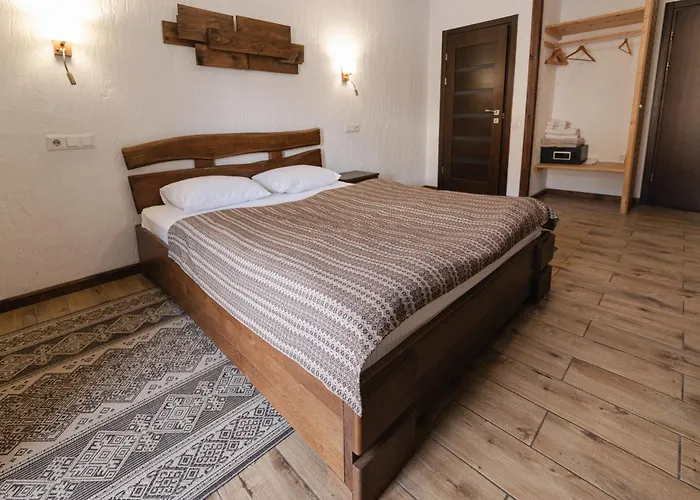 гук готельно-ресторанний комплекс